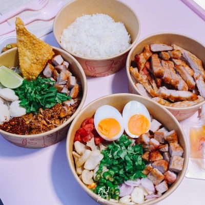 Jolly Pork [Kha-Yum With Love Blend By Hand]