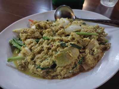 เนื้อปูผัดผงกระหรี่