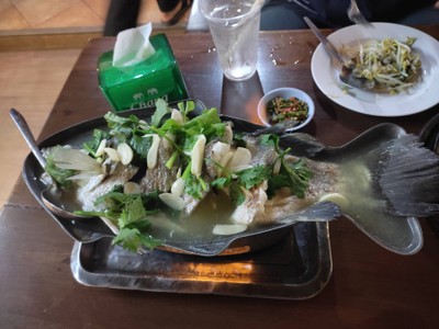ปลากระพงนึ่งมะนาว