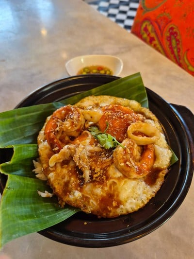 ข้าวไข่คลุกทะเล