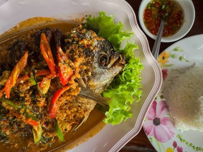 ฉู่ฉี่ปลาแรด