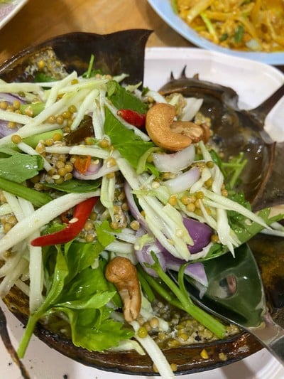 ยำไข่แมงดา