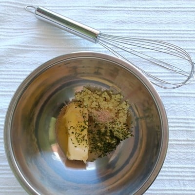 วิธีทำ ขนมปังกระเทียม สูตรไม่ใช้เครื่องอบ