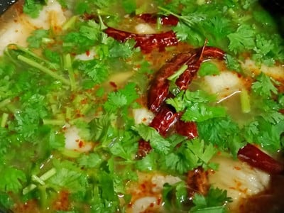 ต้มแซ่บหมูสามชั้น ต้มแซ่บหมูสามชั้น