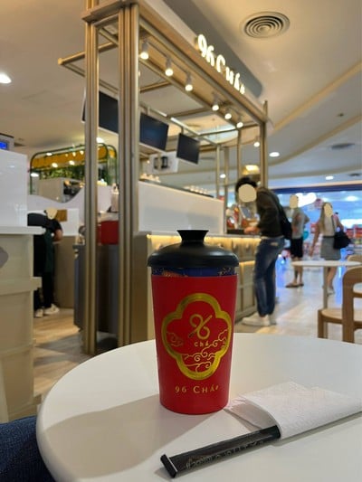 ชาดอกหอมหมื่นลี้ + ครีมชีส