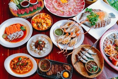 "เสือจิ้มจุ่ม" ร้านอาหารอีสานสุดแซ่บ บรรยากาศดี ย่านรามคำแหง