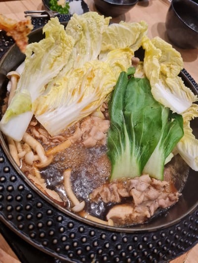 อาหาร หรือ เครื่องดื่ม