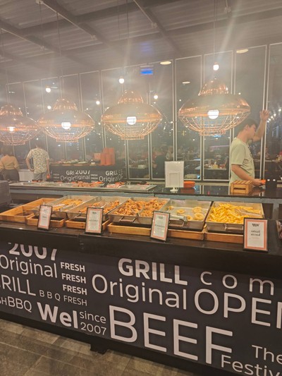 อาหาร หรือ เครื่องดื่ม