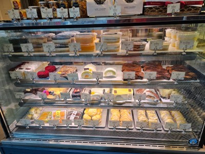 อาหาร หรือ เครื่องดื่ม