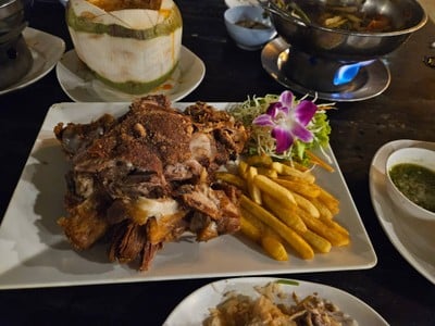 เมนูของร้าน ริมห้วยเหนือ