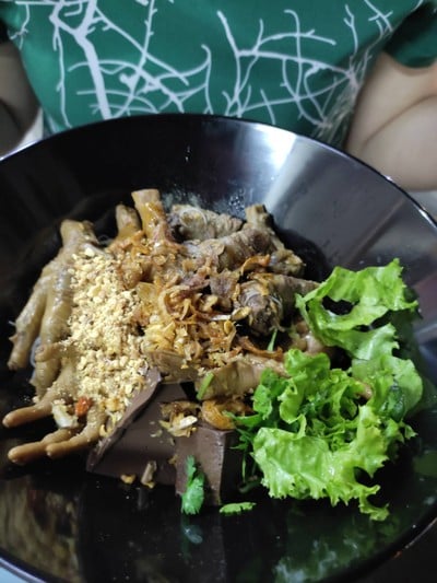 แห้งตีนข้อเลือด