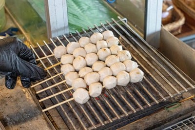 อาหาร หรือ เครื่องดื่ม