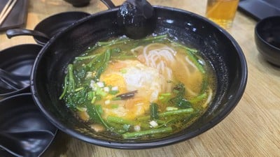หมี่น้ำใส่ไข่