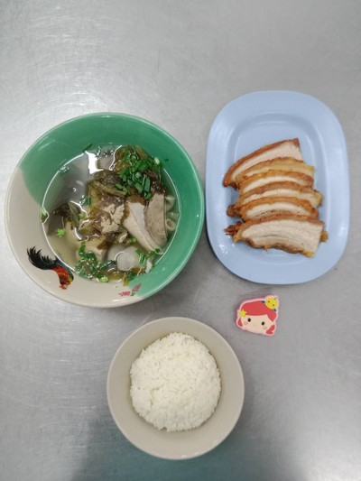 อาหาร หรือ เครื่องดื่ม