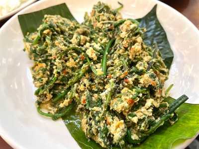 ผักกูดคั่วไข่