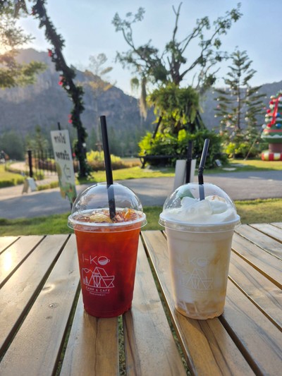 อาหาร หรือ เครื่องดื่ม