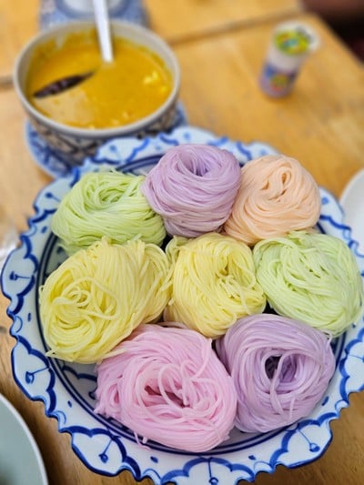 ขนมจีนเจ๊แดง บางสะพาน สาขาบรมฯ34