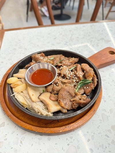 หมูย่างถ่าน