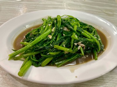 ผัดผักบุ้งไฟแดง