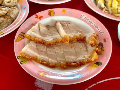 หมูกรอบ