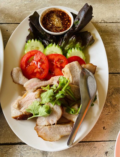 คอหมูย่าง