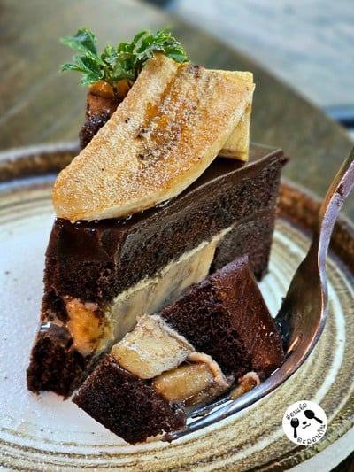 Banana Choc Cake