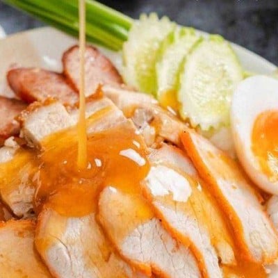 บะหมี่เกี๊ยวหมูแดง ร้านข้าวหมูแดงประตูน้ำร้านลับ