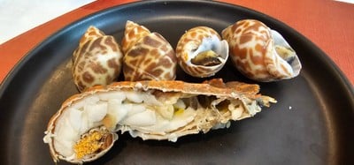 seafood on ice