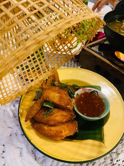 ปีกไก่ทอดบ้านนอก