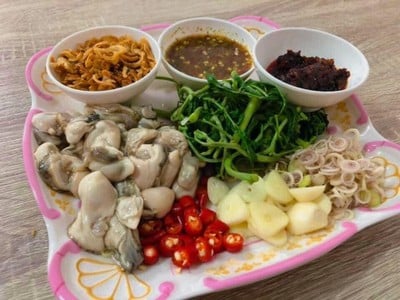 หมูจุ่ม ยำหัวมุม