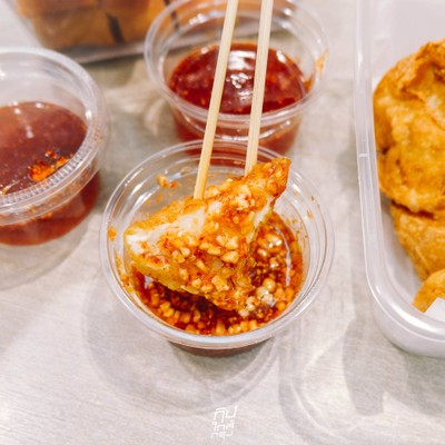 เฮงเฮงเต้าหู้ - Lucky Tofu เต้าหู้ทอดโบราณ สูตร 80 ปี