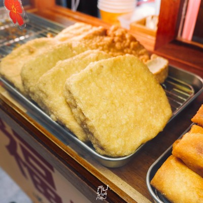 เฮงเฮงเต้าหู้ - Lucky Tofu เต้าหู้ทอดโบราณ สูตร 80 ปี