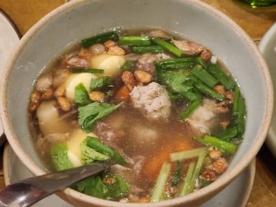 ต้มจืดลูกรอกใส่ลูกเงาะ