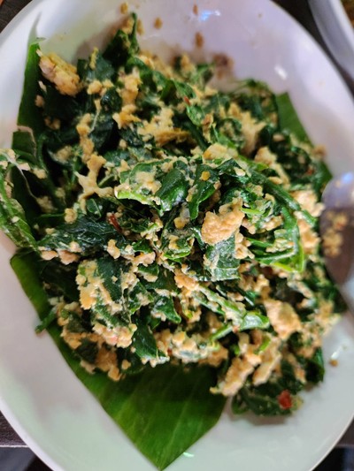 ไข่ผัดผักเชียงดา