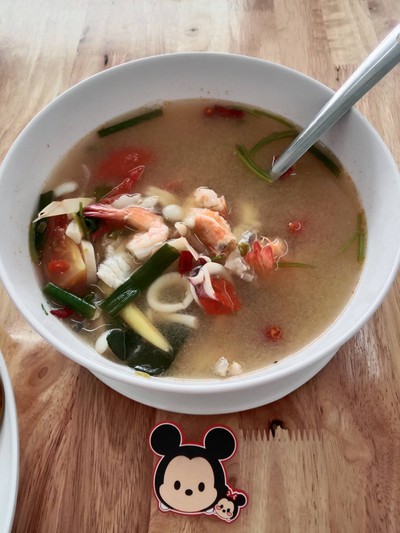 ต้มยำทะเลน้ำใส