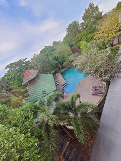 สระว่ายน้ำ/ชายหาด