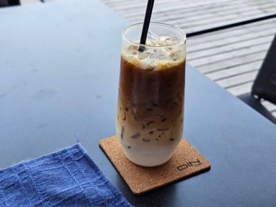 เมนูของร้าน Din Cafe