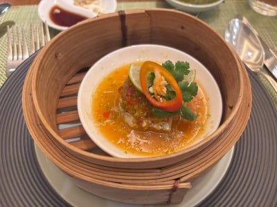 Steamed fish with lime