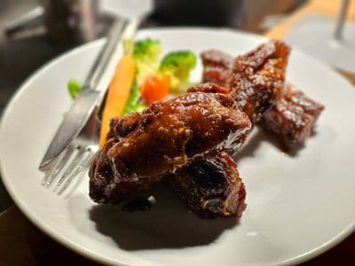 อาหาร หรือ เครื่องดื่ม