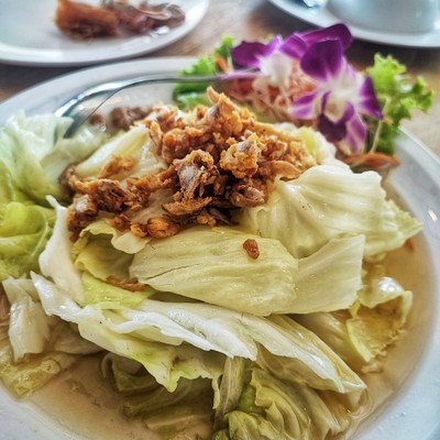 กะหล่ำปลีผัดน้ำปลา