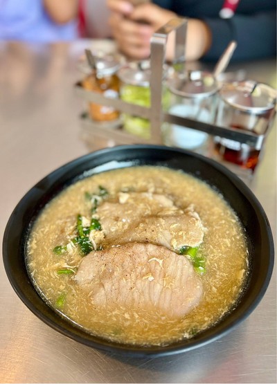 🍜 ราดหน้าหมูนุ่ม. (ราคา 65 บาท.)