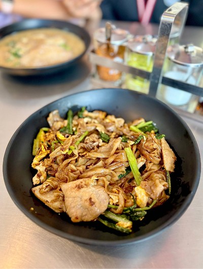 🍝 ผัดซีอิ๊วหมูนุ่ม. (ราคา 75 บาท.)