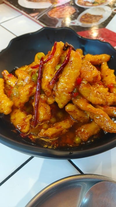 อาหาร หรือ เครื่องดื่ม