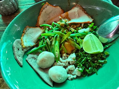 ก๋วยเตี๋ยวสุโขทัย