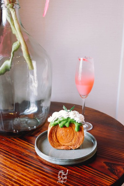 "ดาหลา คาเฟ่" Baan Dalaa by Angkana