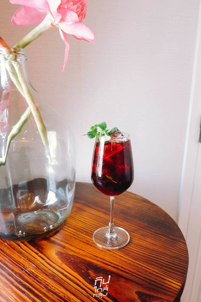 "ดาหลา คาเฟ่" Baan Dalaa by Angkana