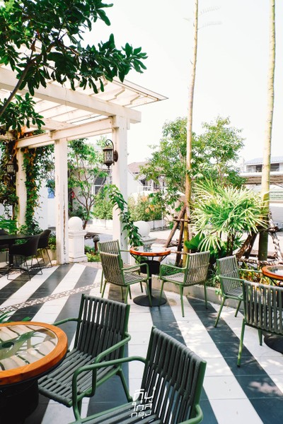 "ดาหลา คาเฟ่" Baan Dalaa by Angkana