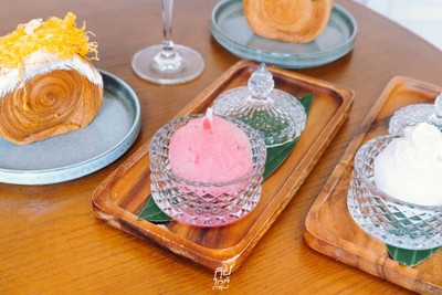 "ดาหลา คาเฟ่" Baan Dalaa by Angkana