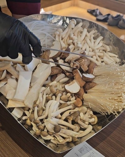 อาหาร หรือ เครื่องดื่ม