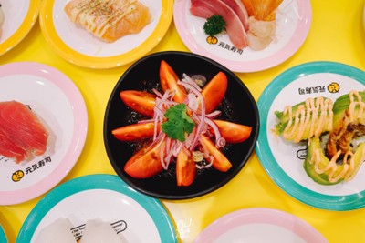 Genki Sushi ซูชิสายพานเสิร์ฟด้วยรถไฟความเร็วสูงส่งถึงโต๊ะ!!